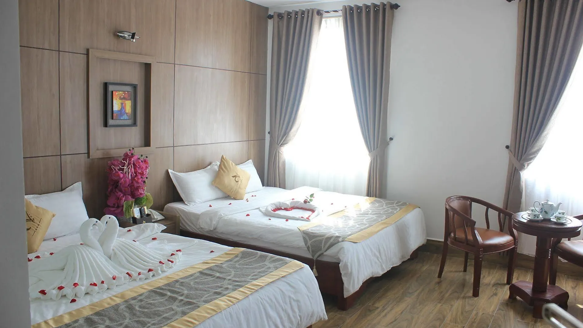 Valencia Da Nang Beach Hotel Vietnam